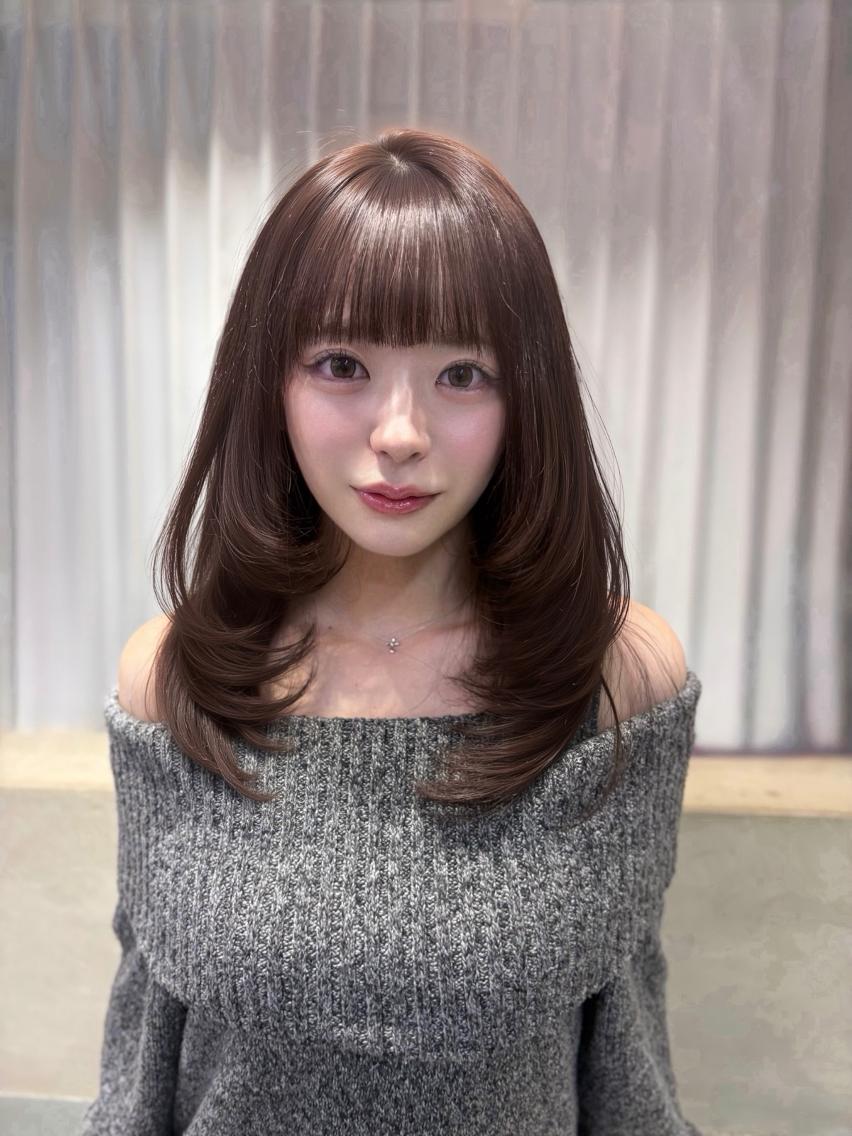 ミディアム カラー ミディアムレイヤー ベージュカラー 透明感カラー グレージュ オリーブカラー カット ヘアカラー トリートメント MISAKI/韓国 レイヤー/エクステのヘアスタイル