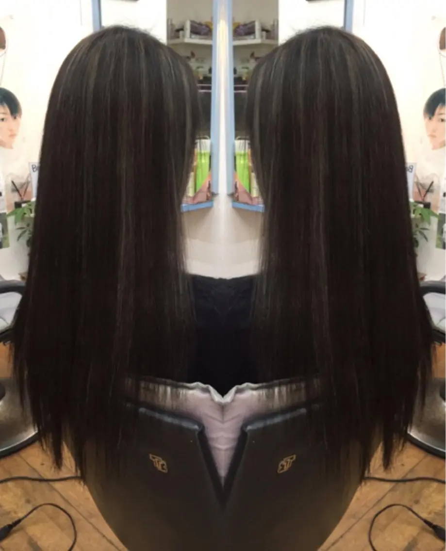 ロング カラー ネイル ハイライトカラー ハイライト ヘアカラー 三輪 太一のヘアスタイル