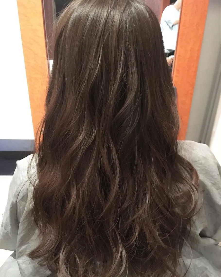 ロング カラー 宮下 浩一のヘアスタイル