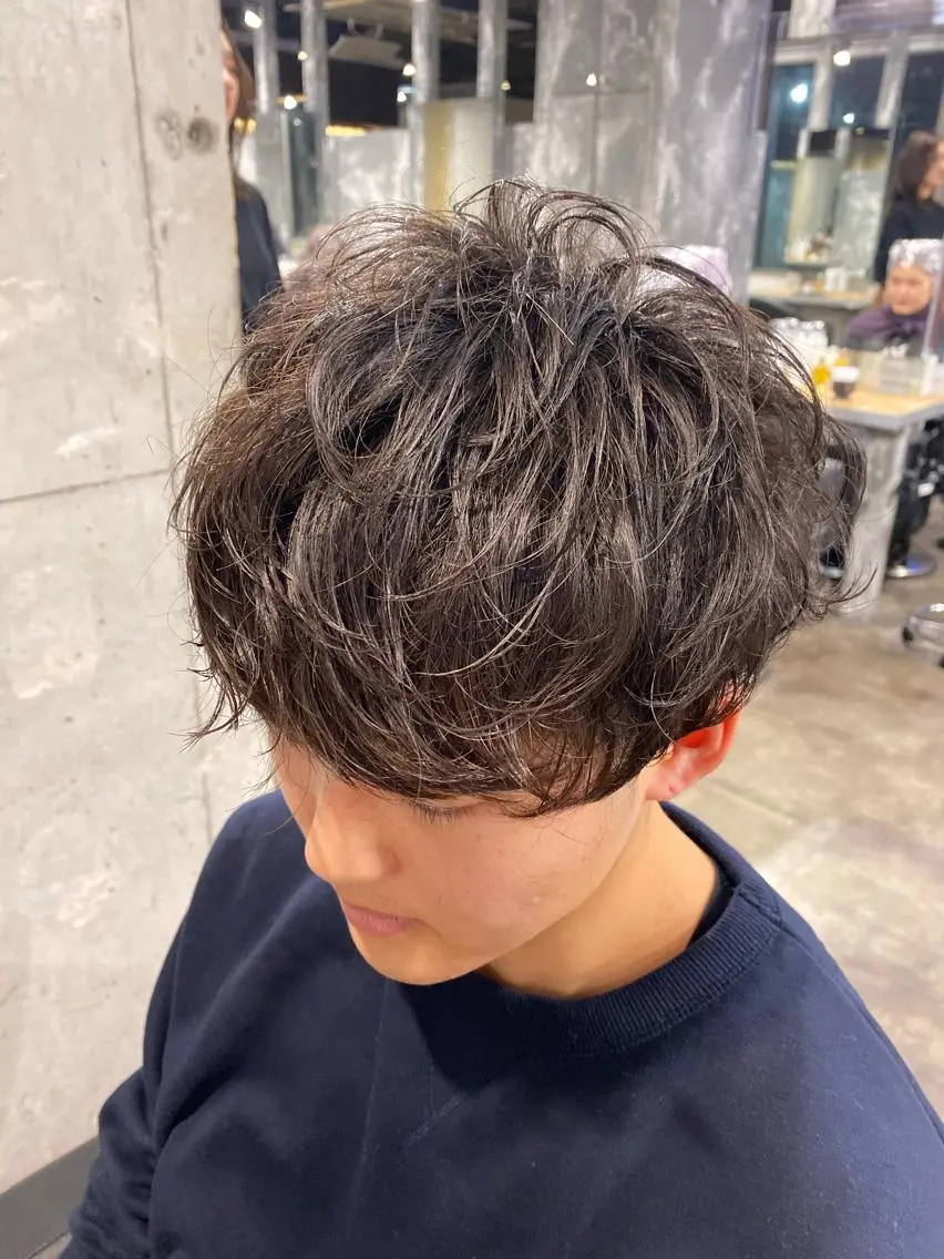 ショート カラー パーマ ヘアアレンジ メンズ メンズパーマ スパイラルパーマ 当日予約⭕️ JUNYAのヘアスタイル
