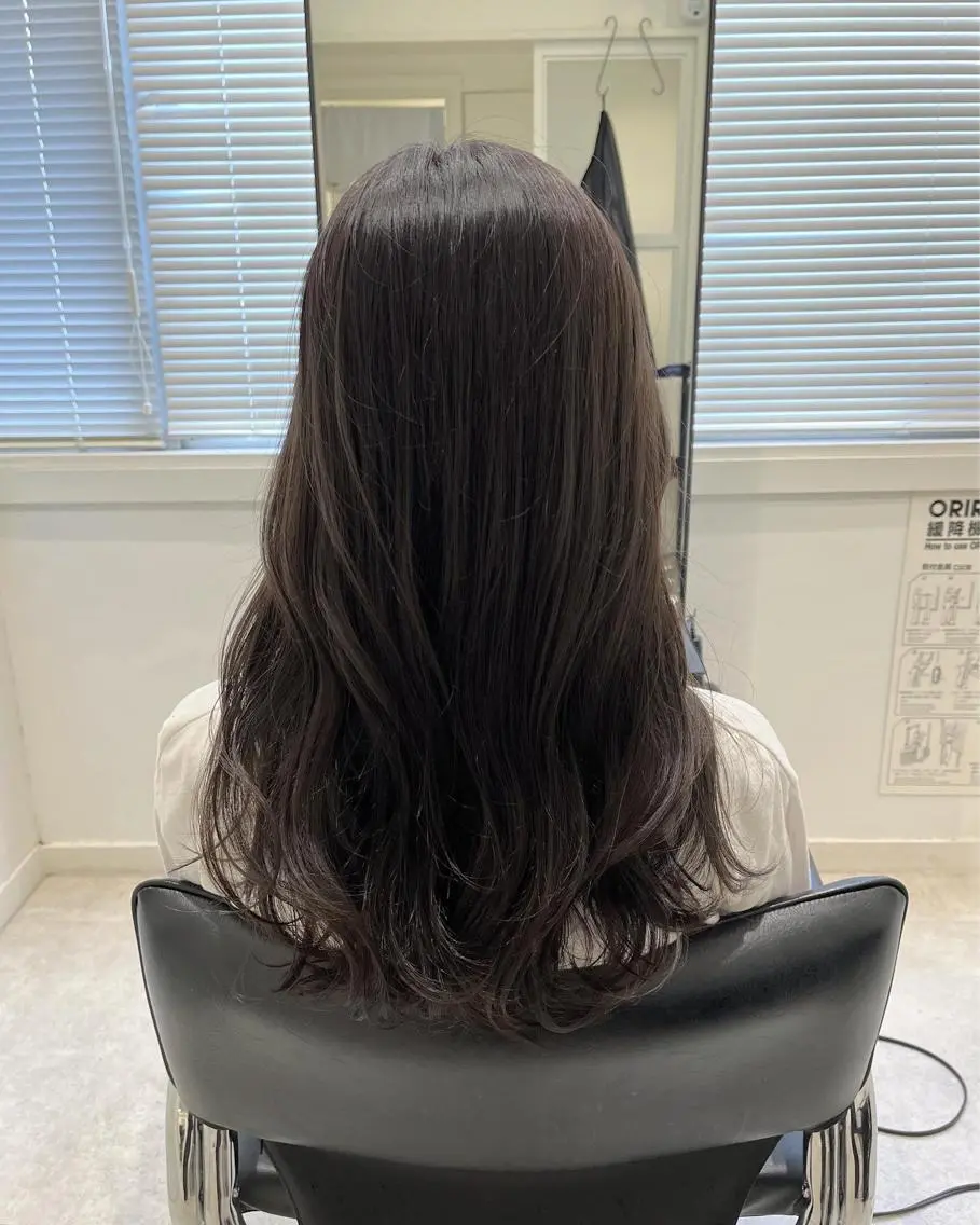 ロング カラー グレージュ 🫧こおりやま なつみ🫧のヘアスタイル
