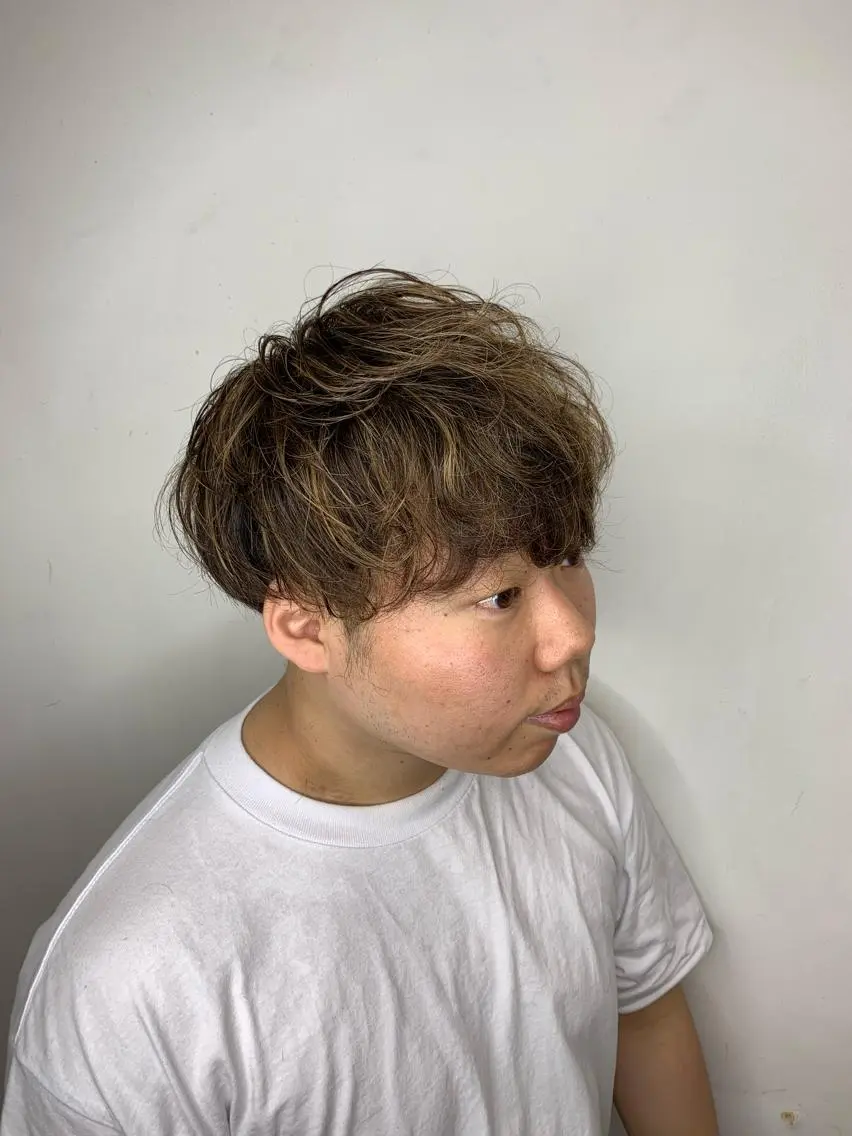 ショート パーマ メンズ マッシュ メンズパーマ カット ヘアカラー トリートメント メンズ/韓国レイヤー /透明感カラー那須野のヘアスタイル