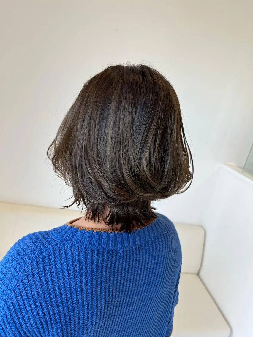 ミディアム カラー ハイライトカラー ハイライト 下岡 奈津美のヘアスタイル