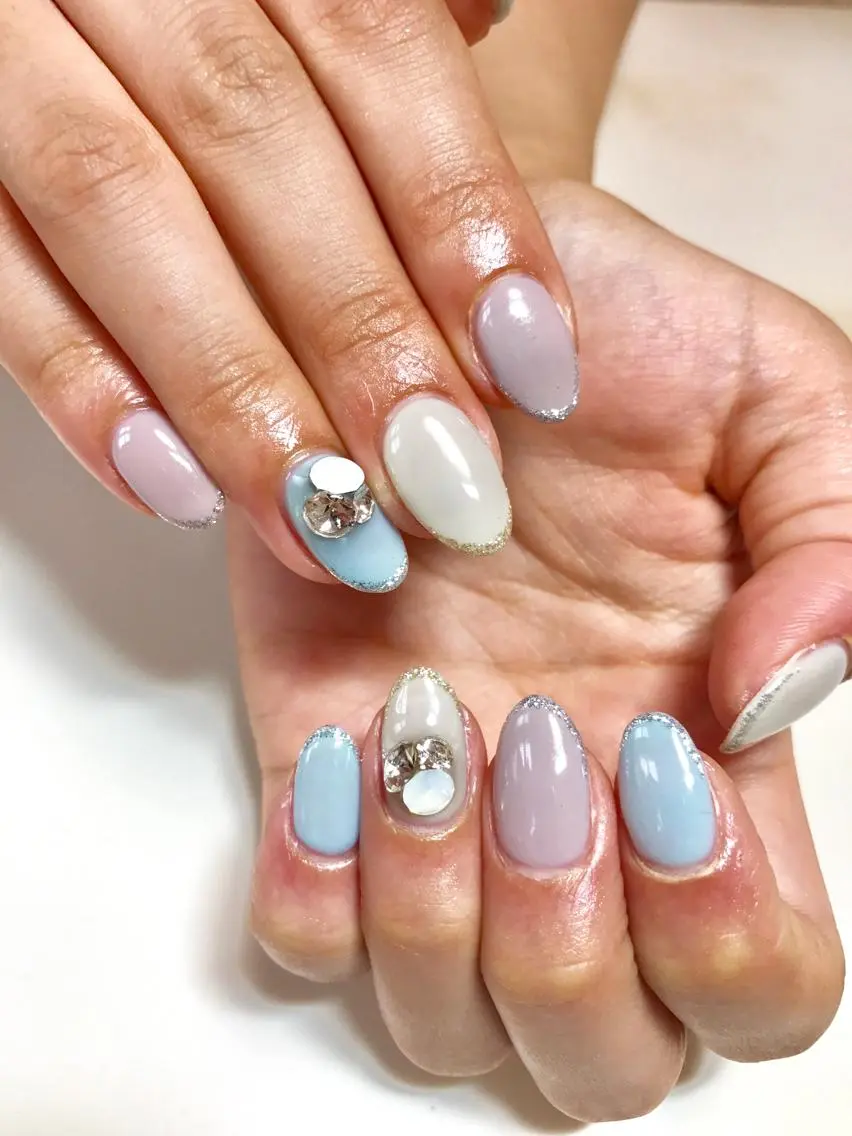ネイル ラメ(グリッター) ワンカラーネイル ストーンネイル 'mm  (ミリ) ＭＡＮＡＭＩのネイルデザイン