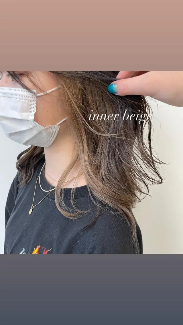 ミディアム カラー ベージュカラー インナーカラー カット ヘアカラー 川上 紗也加のヘアスタイル