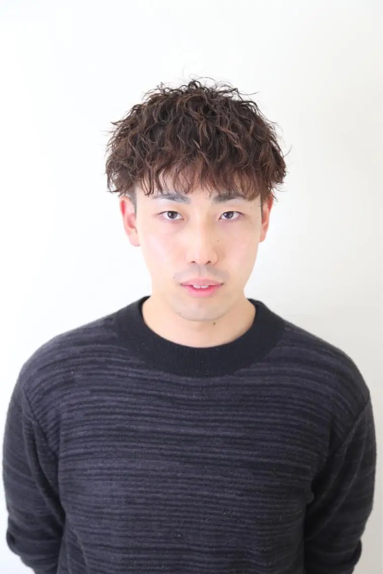ショート パーマ メンズ パーマ 石倉 真のヘアスタイル