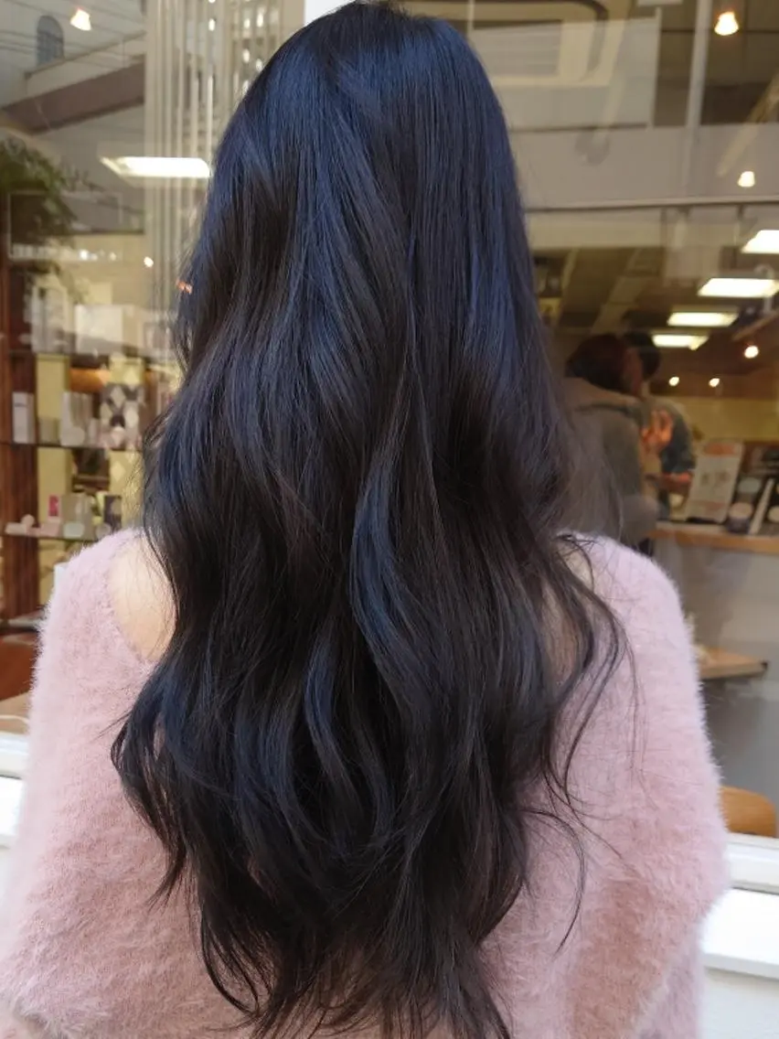 ロング ヘアカラー nagane sayakaのヘアスタイル