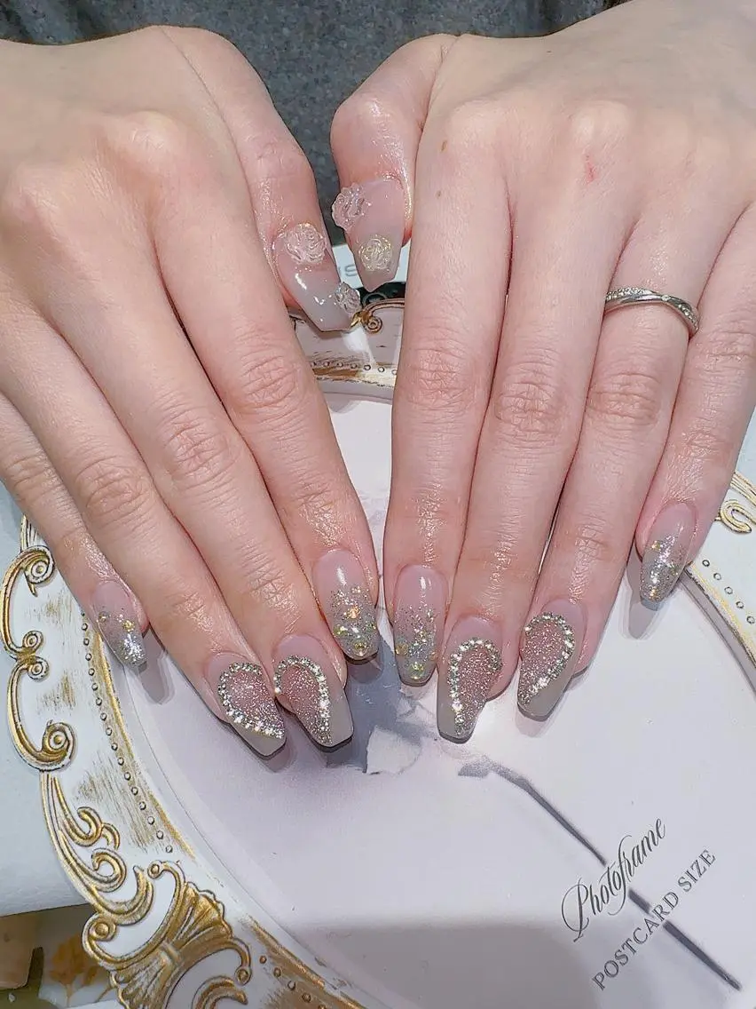 ネイル ハンドネイル Queens momoのネイルデザイン
