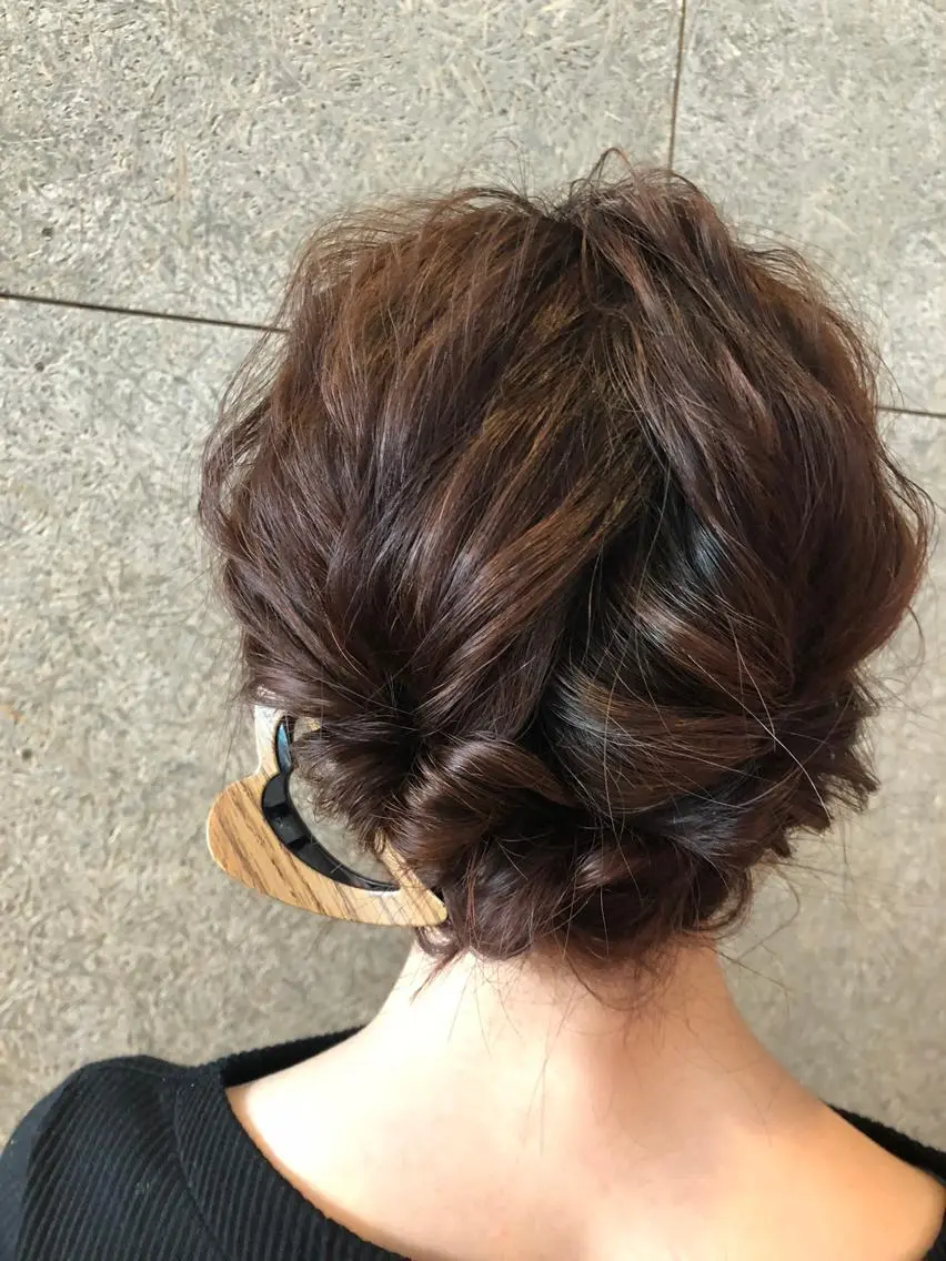 セミロング ヘアアレンジ Kirina/ 茨木/髪質改善のヘアスタイル