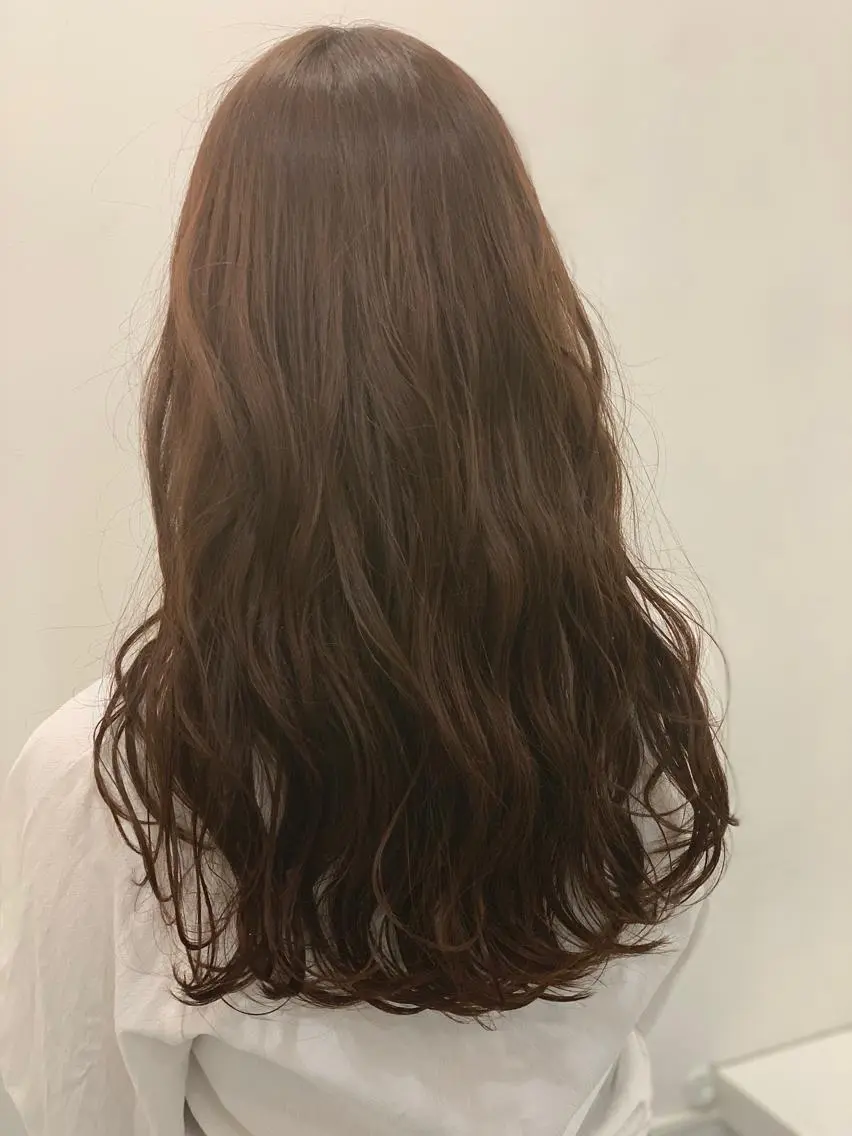 ロング カラー パーマ イルミナカラー ヘアカラー 縮毛矯正 髪質改善/縮毛矯正 /レイヤーカット岡部のヘアスタイル