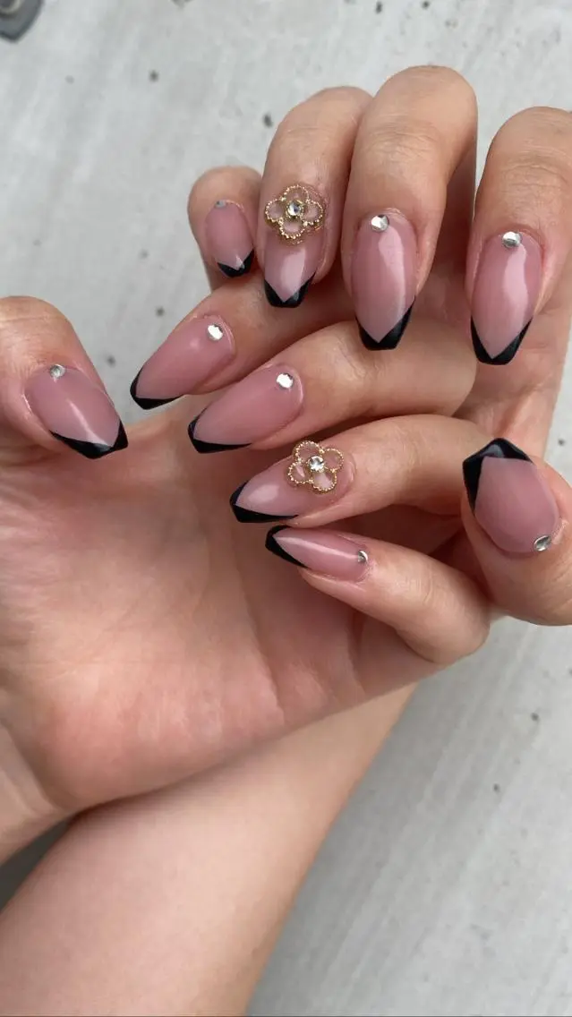 ロング カラー ネイル tetty nailsalonのネイルデザイン
