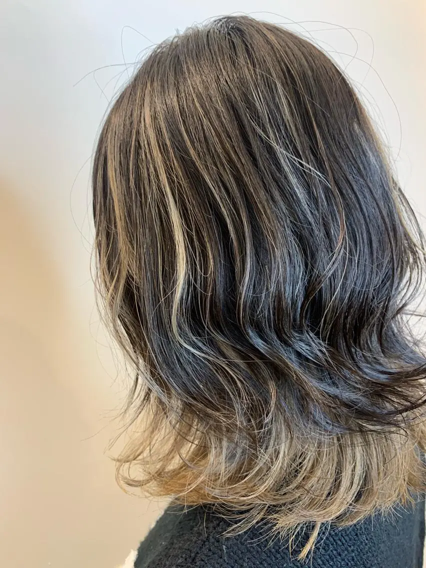 カラー デザインカラー カット ヘアカラー トリートメント 溝口 和弘のヘアスタイル