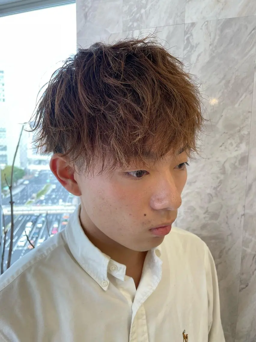 ミディアム メンズ カット パーマ トリートメント 島本 燎のヘアスタイル
