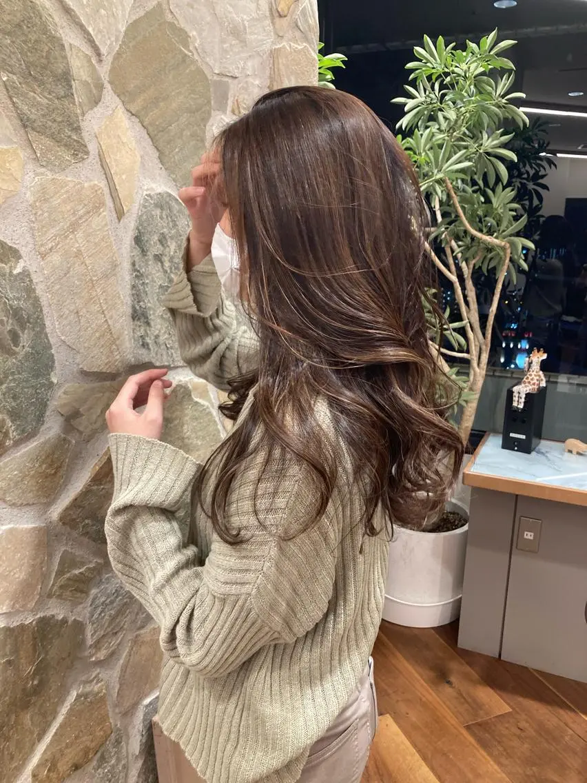ロング ハイライト ｼｮｰﾄｶｯﾄ 梅田 山下　すみれのヘアスタイル