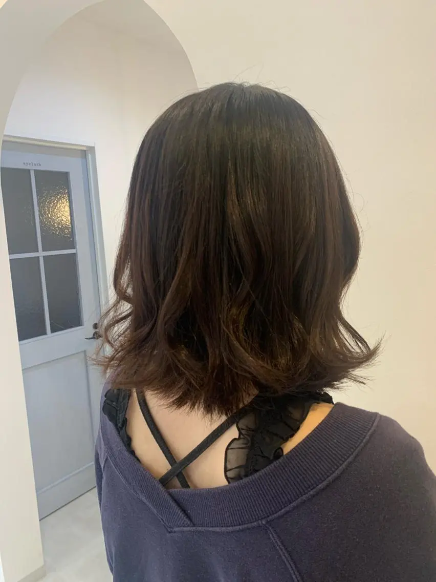 ミディアム カット トリートメント cher. 新井瑞希のヘアスタイル