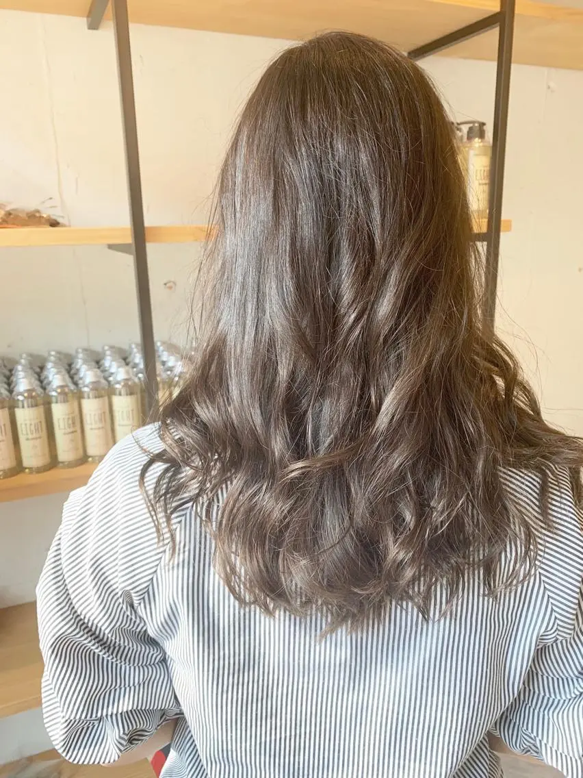 ロング カラー グレージュ イルミナカラー レイヤー/大人メンズ パーマ🌀 平島拓也のヘアスタイル