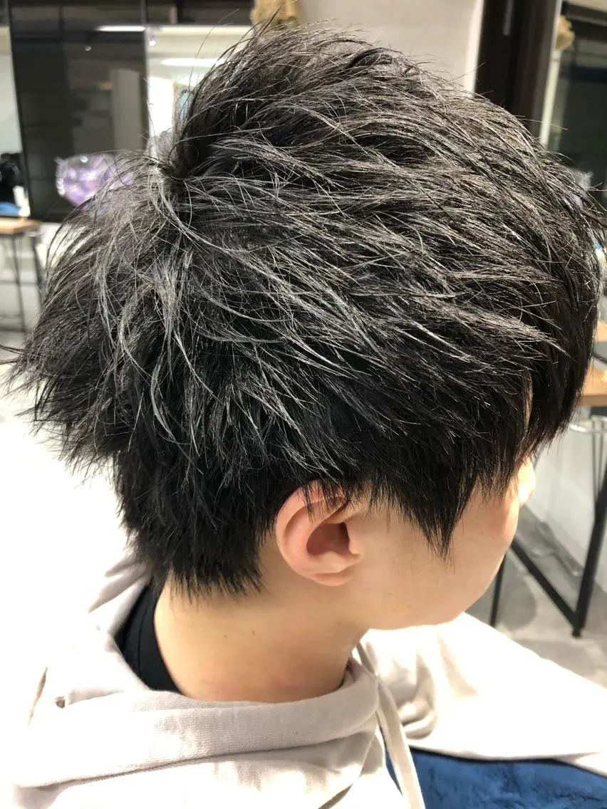 メンズ Noyヨシモト ヒロトのヘアスタイル