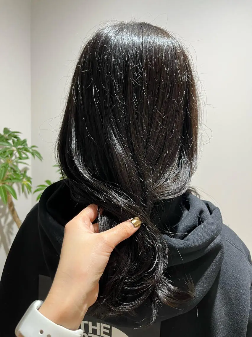 カラー グレージュ 透明感ケアカラー/ レイヤー/ryokaのヘアスタイル