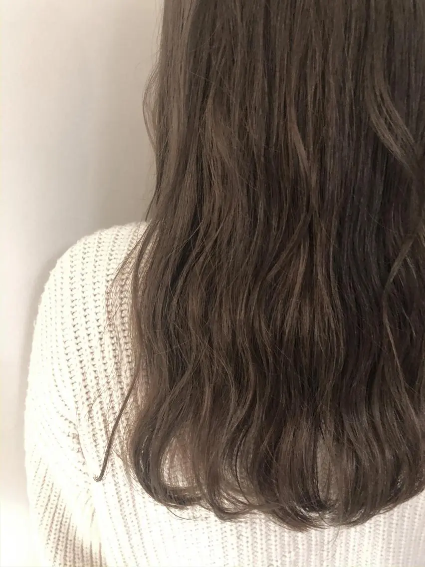 セミロング カラー ブリーチ 透明感カラー ブリーチなしカラー カット ヘアカラー トリートメント 韓国hair ·͜· watanabeのヘアスタイル