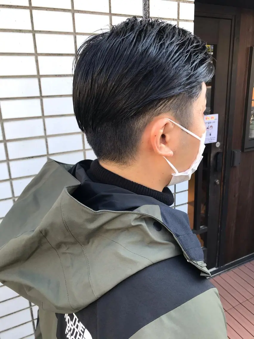 メンズ カット 岩上 充希のヘアスタイル