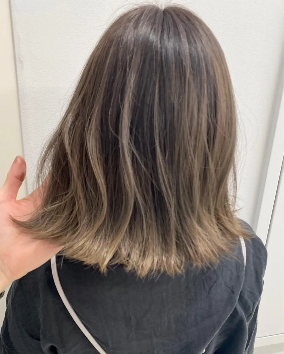 ミディアム カラー ヘアアレンジ 【公式】amble luxe池袋東口🩷のヘアスタイル