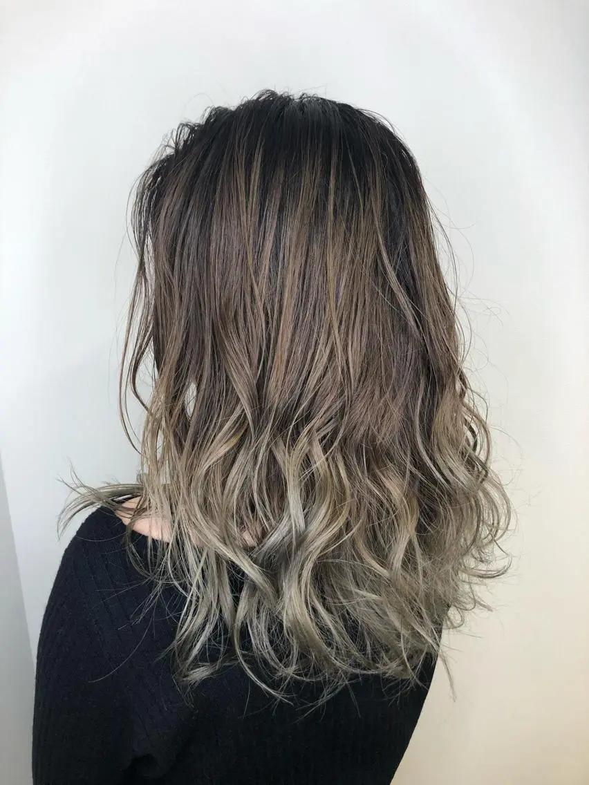 セミロング カラー メンズヘア特化 崎田 成人のヘアスタイル