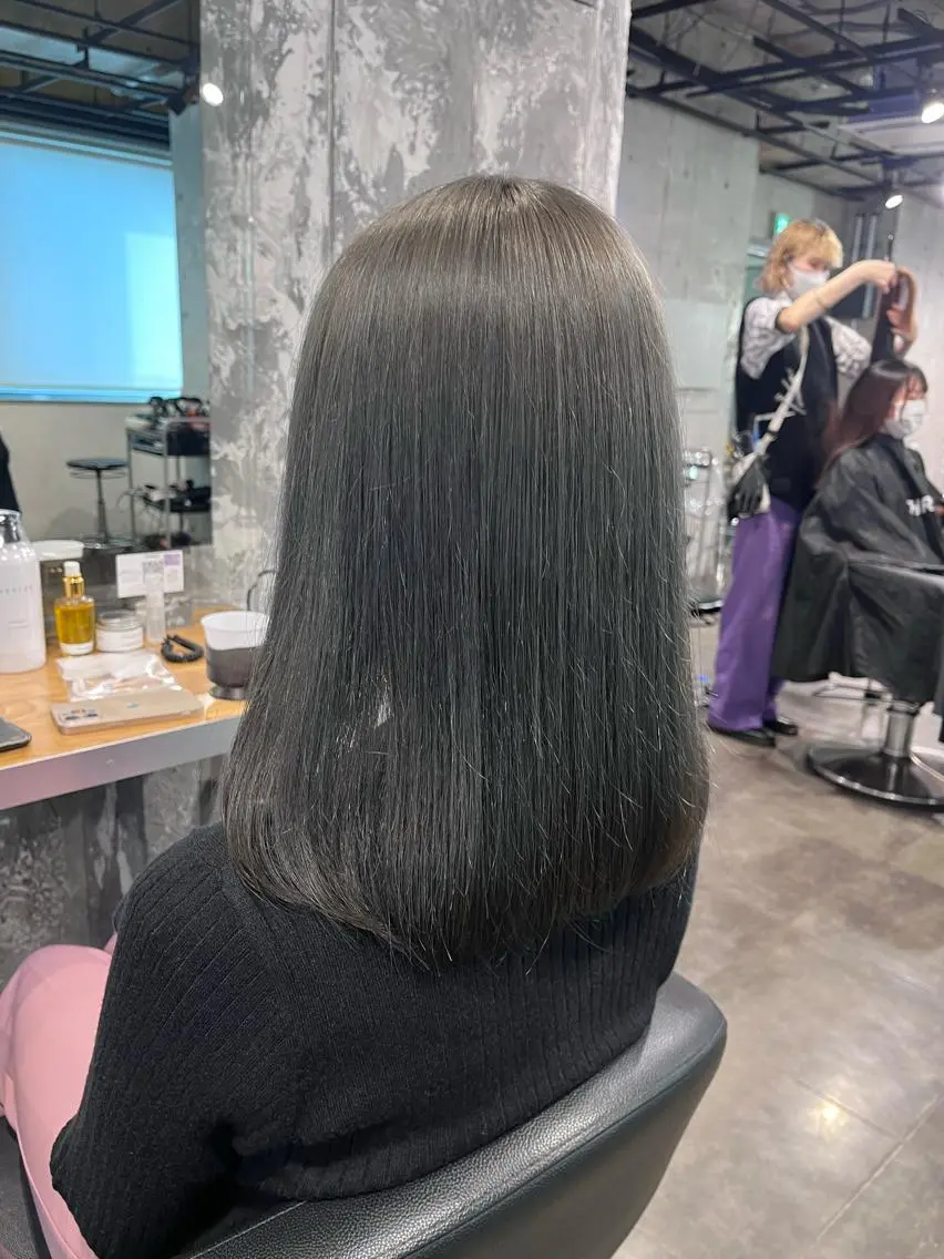 ロング ヘアカラー トリートメント ヘッドスパ ヘアセット 🪞透明感カラー🫧 縮毛矯正🥇かずきのヘアスタイル