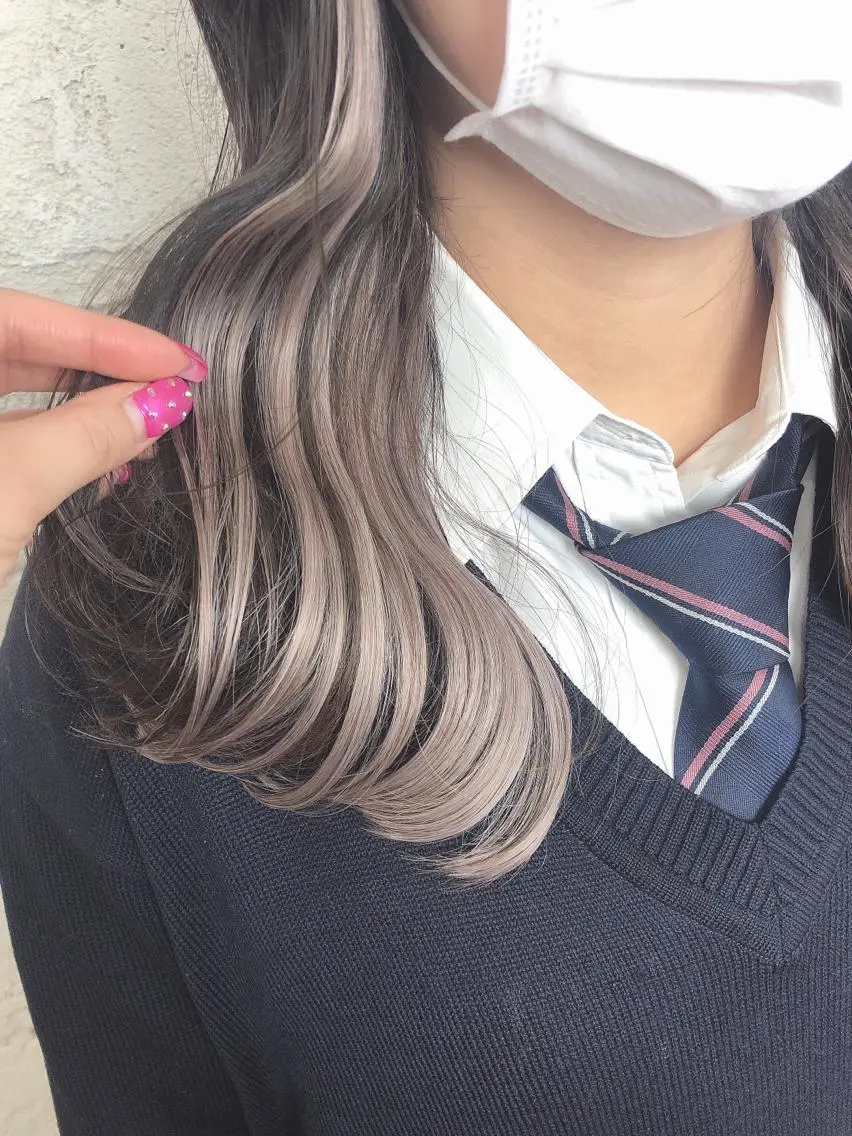 セミロング ️韓国ヘア/レイヤー カット❤️Yūkaのヘアスタイル