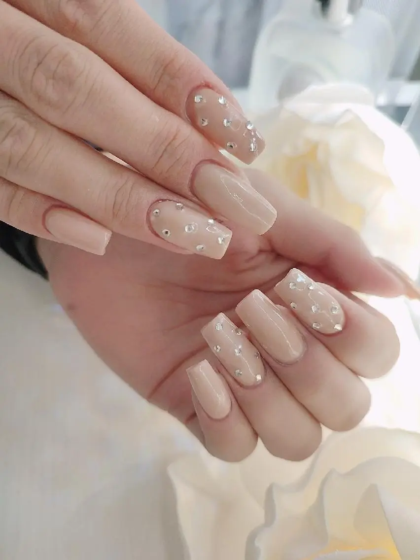 ネイル ハンドネイル RUNWAY のネイルデザイン