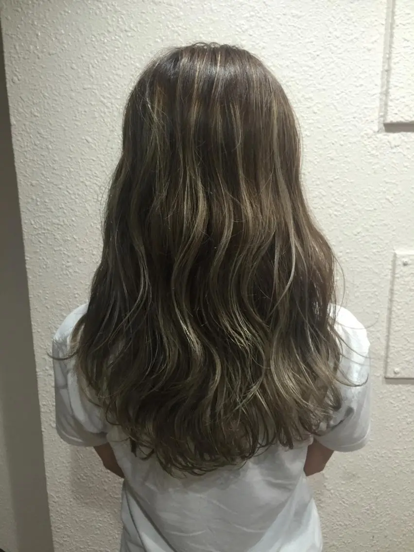 ロング カラー パーマ ヘアアレンジ メンズ キッズ ネイル マツエク・マツパ メンズハイライト グラデーションカラー ハイライトカラー ハイライト グラデーション 新宿/髪質改善/ 美髪矯正✨浅江通友のヘアスタイル