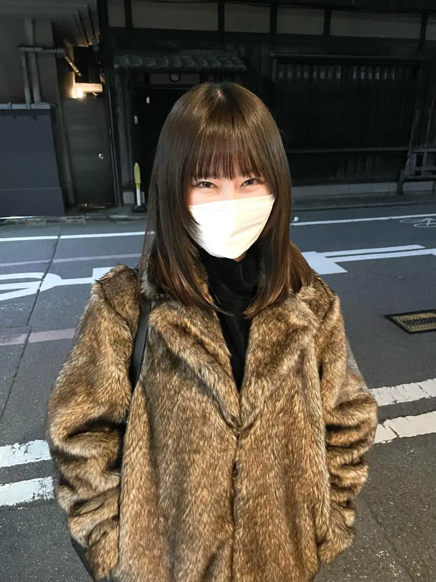ミディアム 顔まわりレイヤー レイヤーカット マツダ レンのヘアスタイル