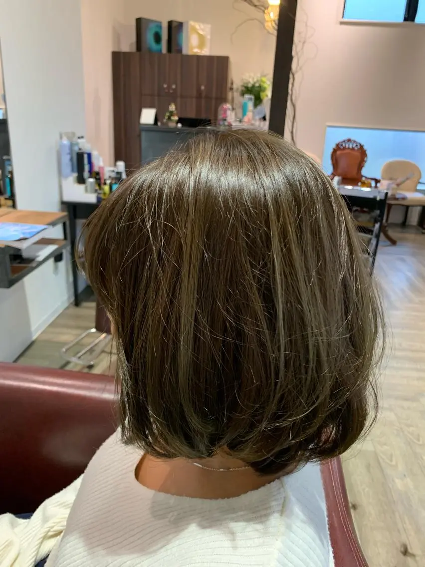 ミディアム ヘアカラー トリートメント HairDesign JAMのヘアスタイル