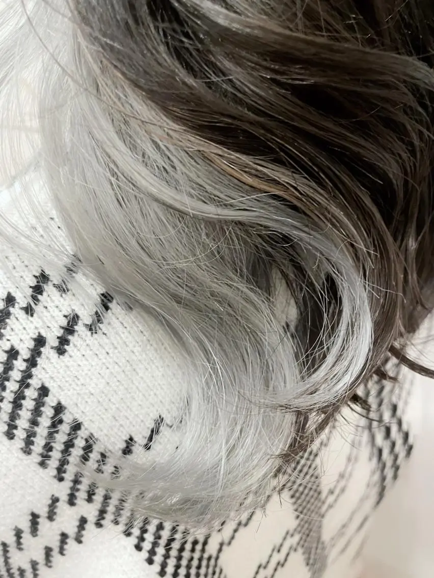 ミディアム カラー ブリーチ 古澤 あかねのヘアスタイル