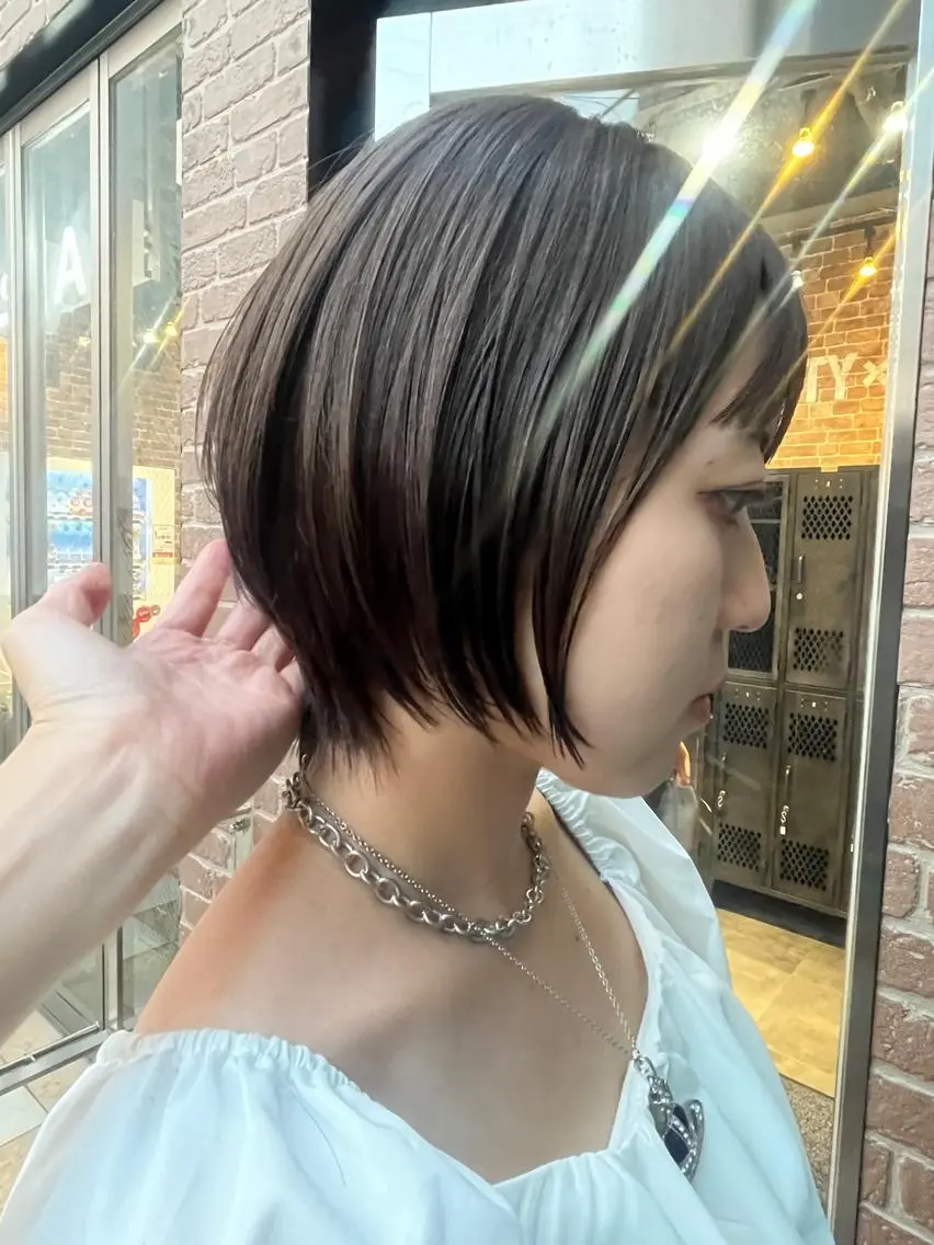 ミディアム カラー パーマ ヘアアレンジ メンズ キッズ ネイル マツエク・マツパ アイブロウ メンズブリーチ メンズハイライト メンズインナーカラー メンズ韓国風 ブリーチ 久木原 ゆりのヘアスタイル