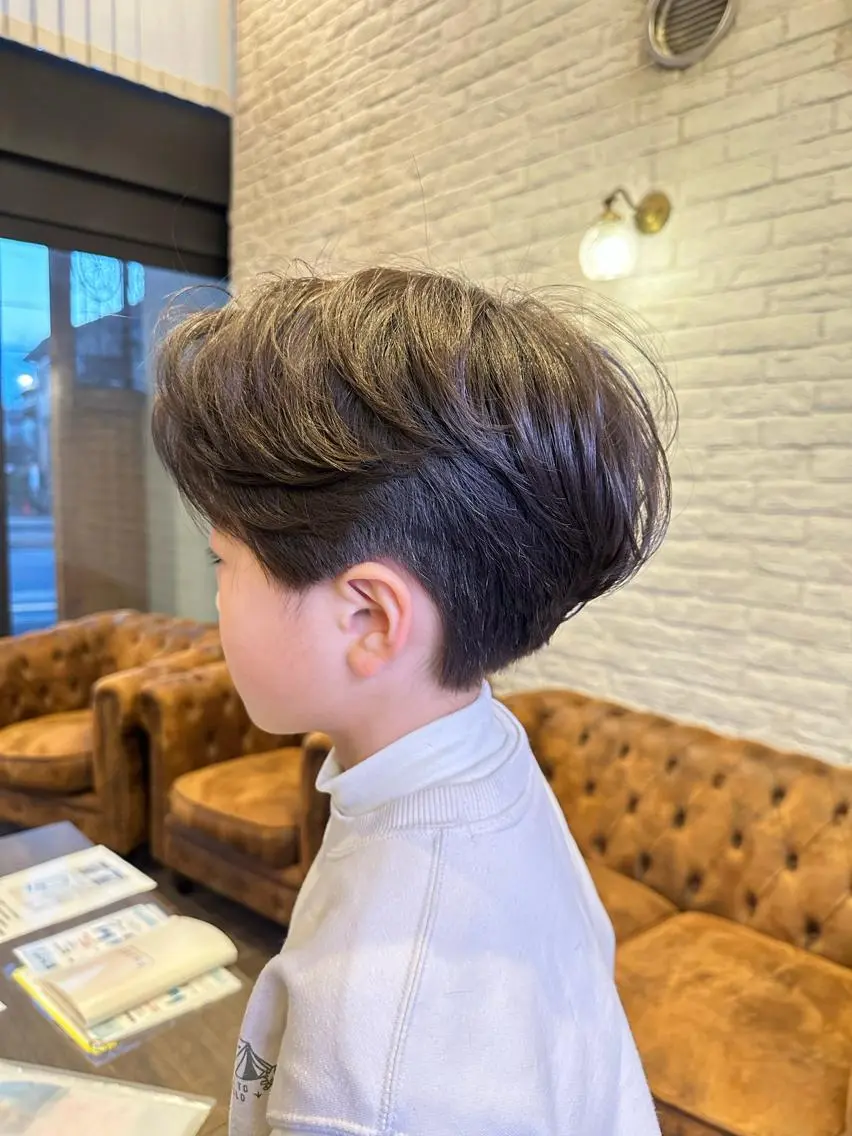 ショート ヘアアレンジ メンズ キッズ メンズ韓国風 ツーブロック 刈り上げ 韓国風ヘア 🫧RYOグレージュ /透け感カラー🫧のヘアスタイル