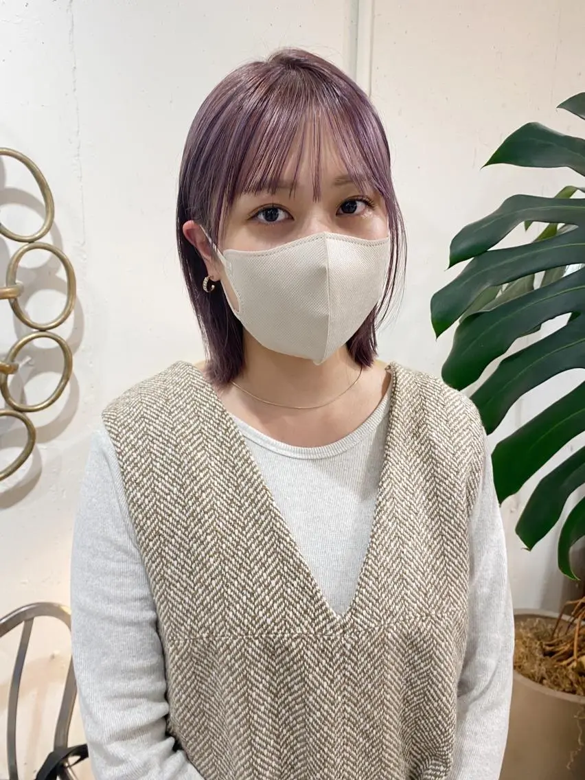 ミディアム サトウ ナナのヘアスタイル
