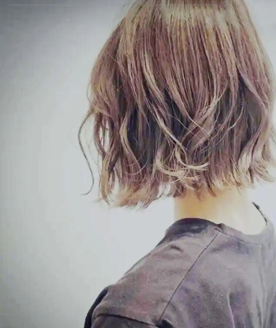 ミディアム カラー パーマ ディレクター Masakiのヘアスタイル
