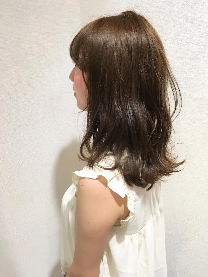 ミディアム カラー ベージュカラー ブリーチ ハイトーンカラー ブリーチなしカラー ディレクター ノナカのヘアスタイル