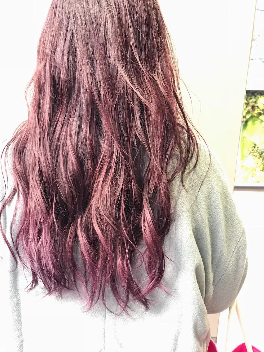 ロング パープルカラー ロング 中野 恵脩のヘアスタイル