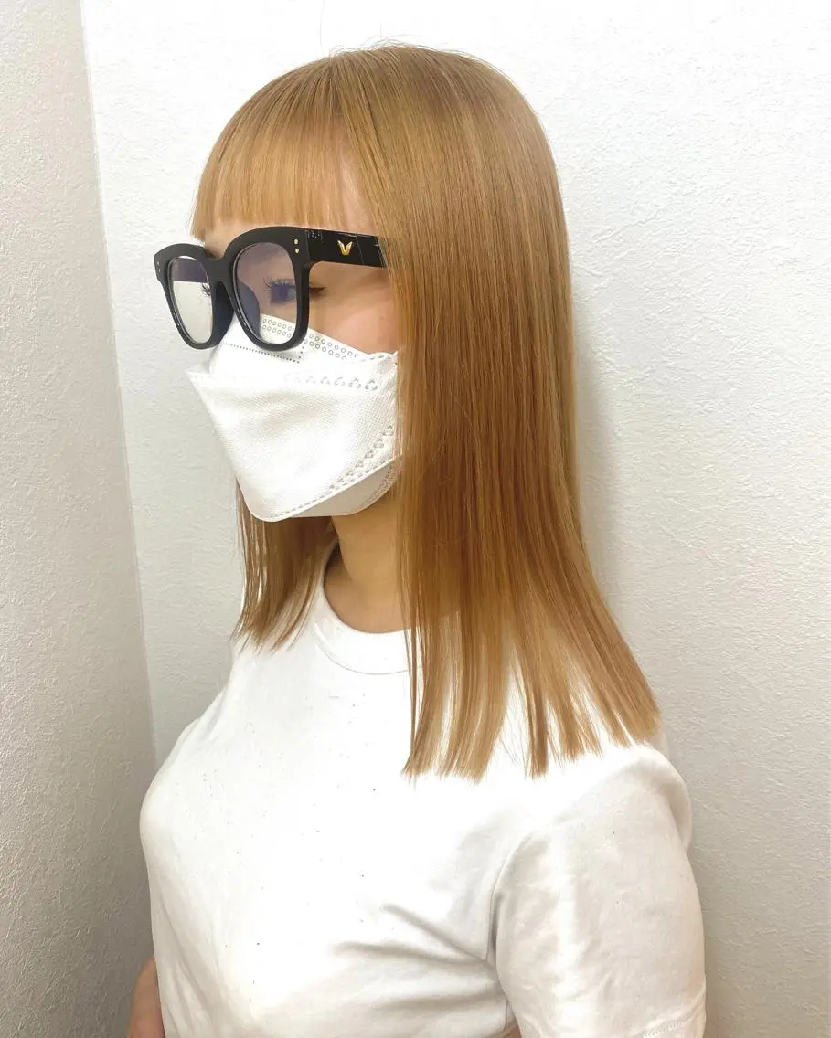 セミロング カラー ベージュカラー オレンジ オレンジベージュ ホワイトベージュ 遠藤沙也加 /レイヤーカットのヘアスタイル