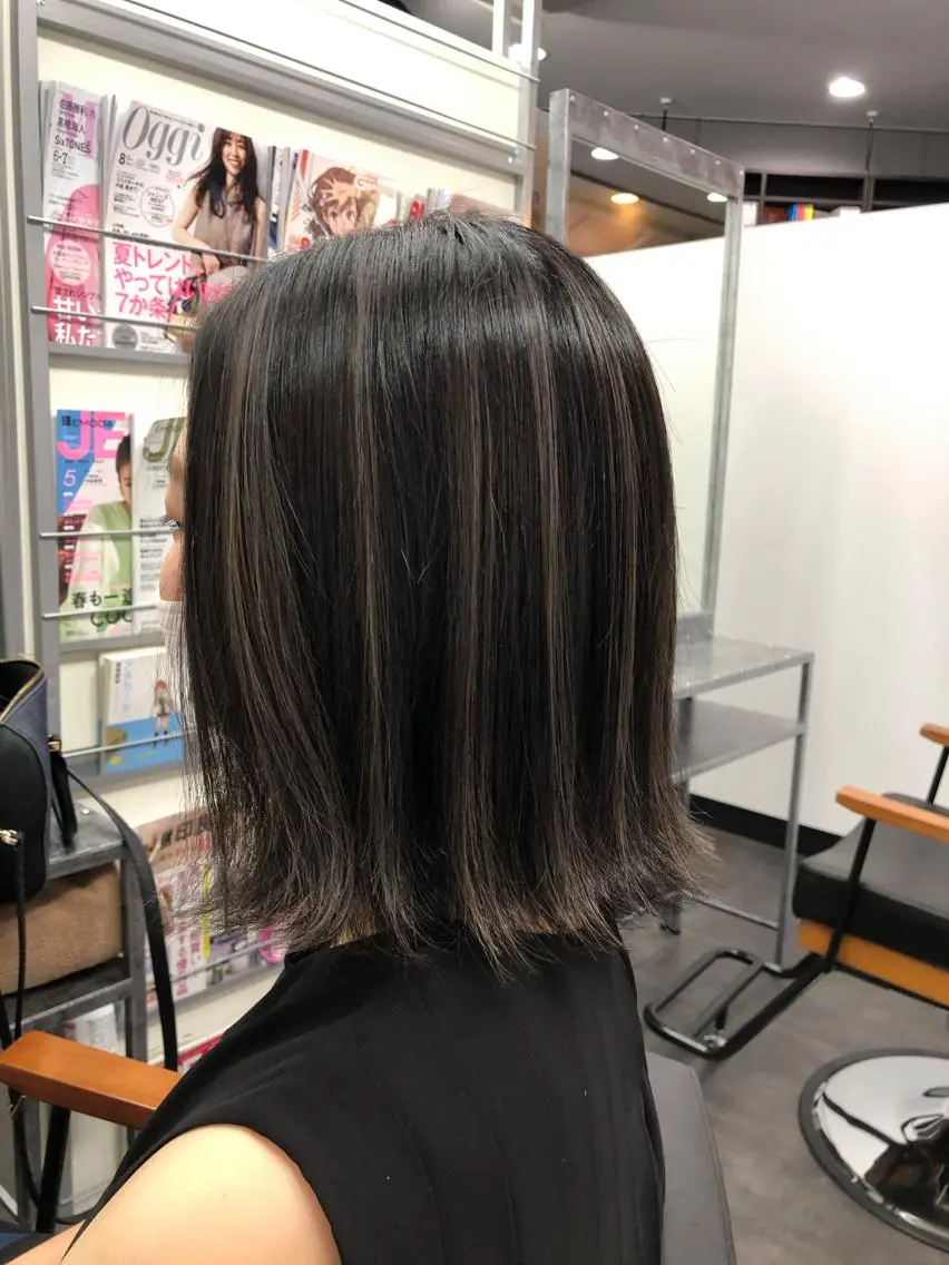 ミディアム カラー ヘアアレンジ カット ヘアカラー トリートメント 大塚 貴之のヘアスタイル