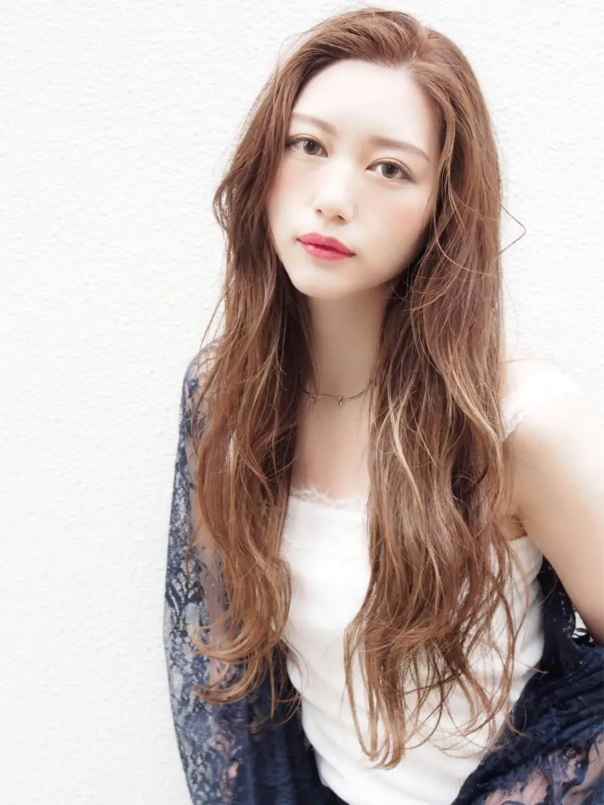 ロング カラー グレージュ ハイライトカラー ネイビーカラー 外国人風カラー ハイライト 髪質改善/レイヤー ストウシンゴのヘアスタイル