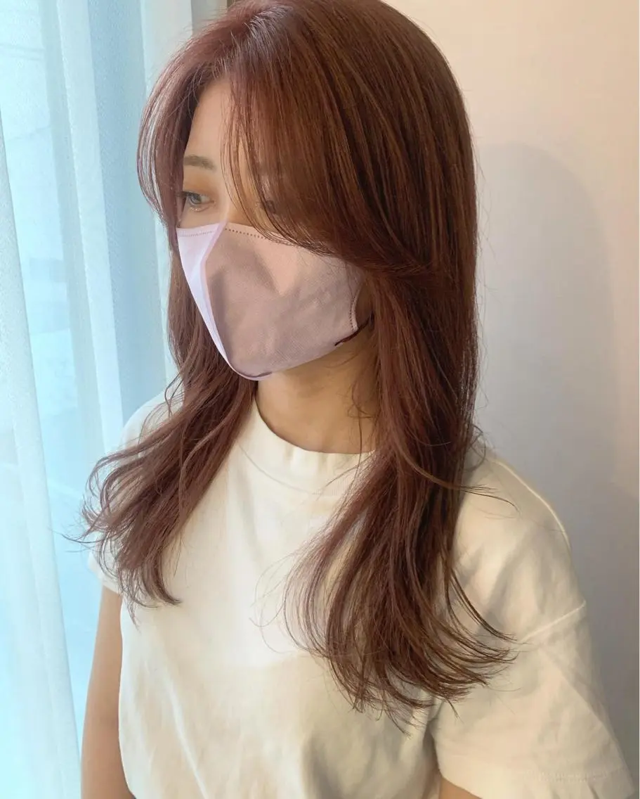 ロング カラー ベージュカラー ブリーチ ピンクカラー ピンクベージュ カット ヘアカラー トリートメント hubhair レイヤー/透明感のヘアスタイル