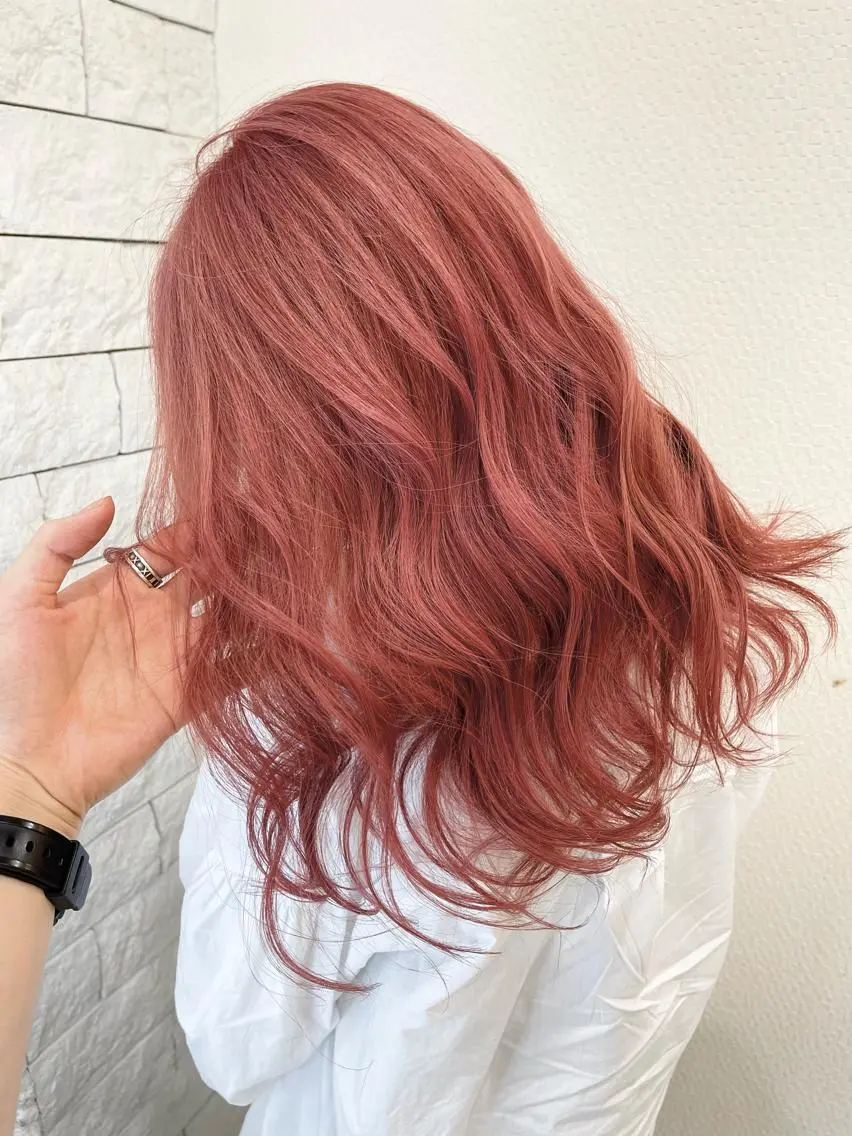 カラー ピンクカラー Kazu 🌠名古屋 ハイトーン/レイヤーのヘアスタイル