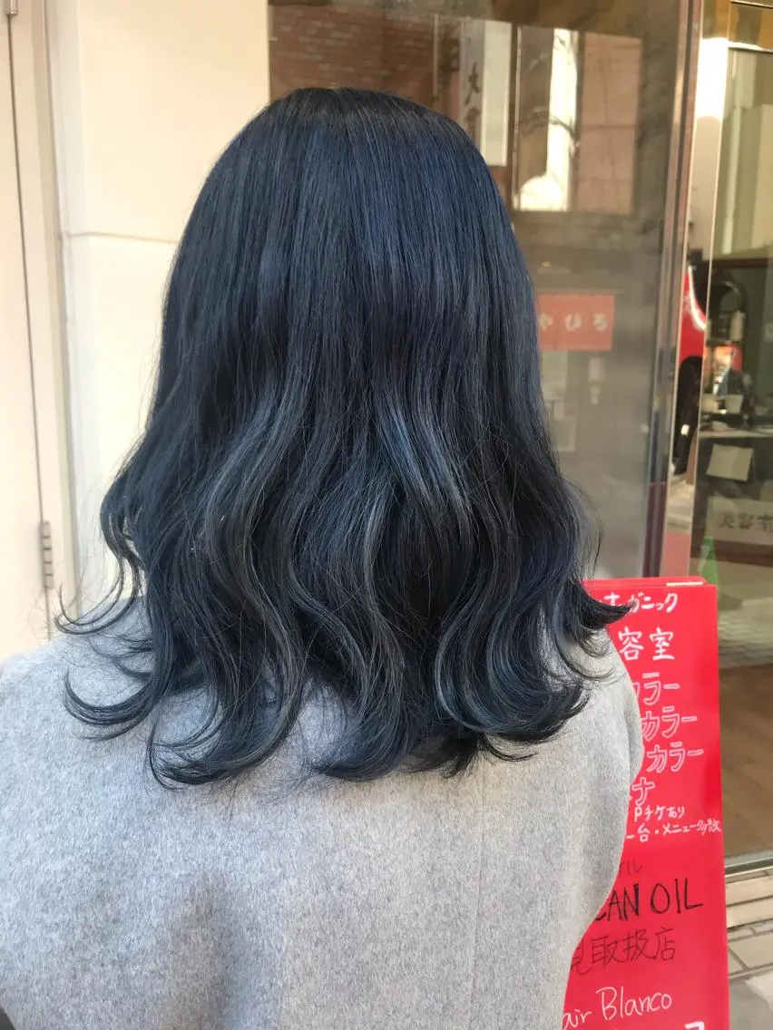 セミロング カラー uru" すずきさゆりのヘアスタイル