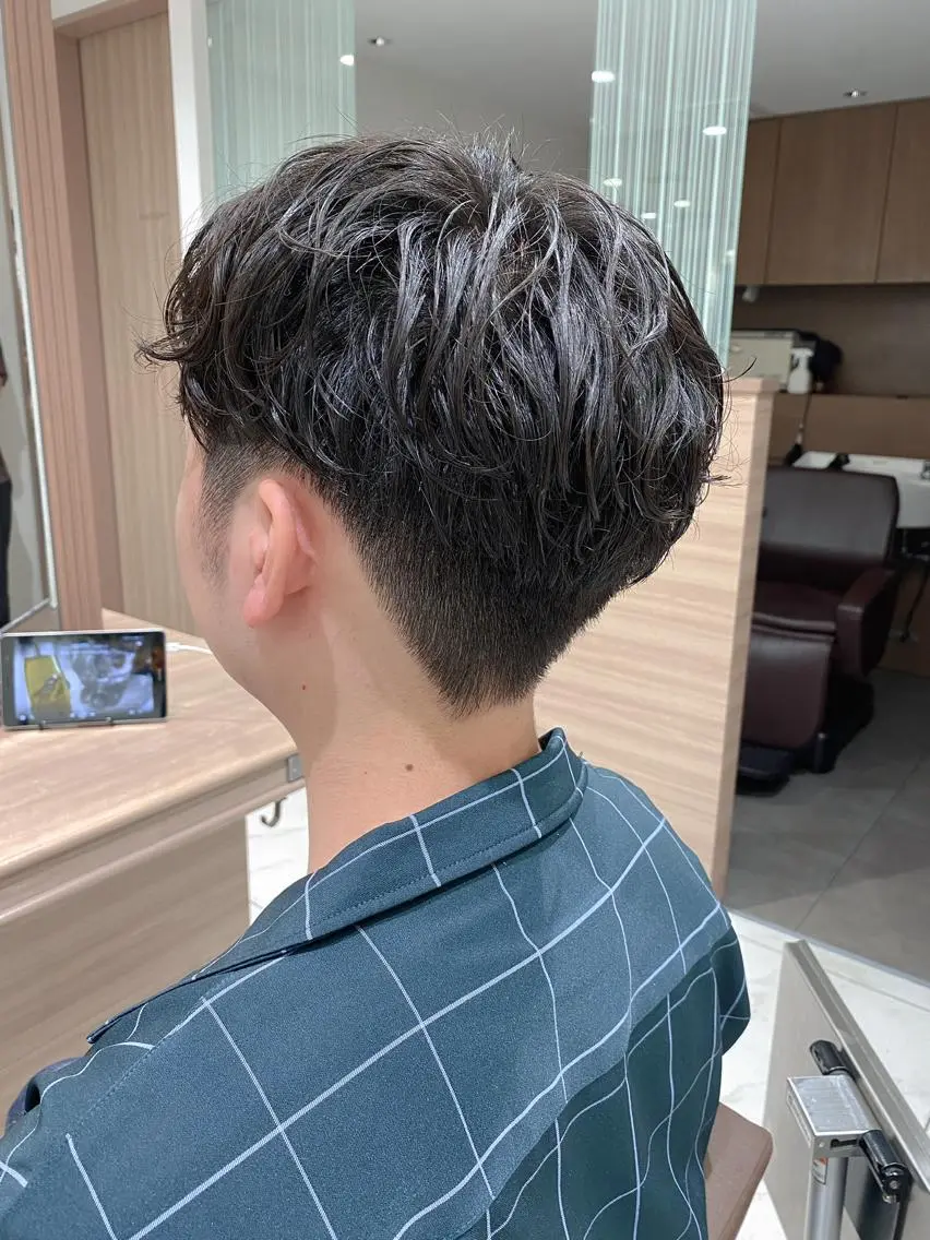 パーマ メンズ 技術モデル募集中 🩶村嶋 彩のヘアスタイル