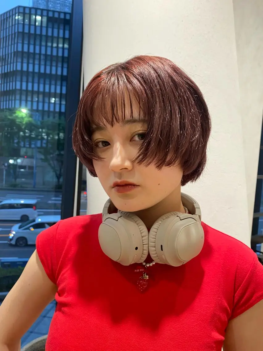 カラー ボブ 増井 彩乃のヘアスタイル