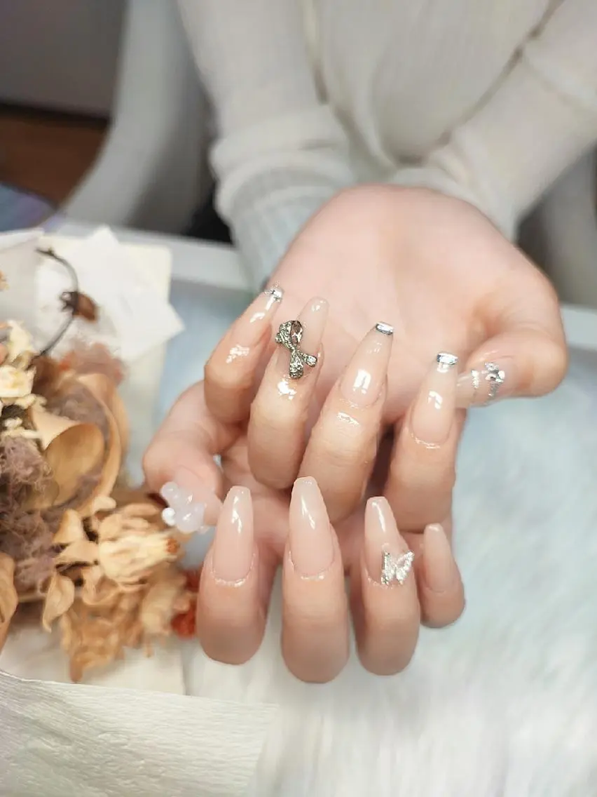 ネイル ハンドネイル 森 ネイルサロンのネイルデザイン