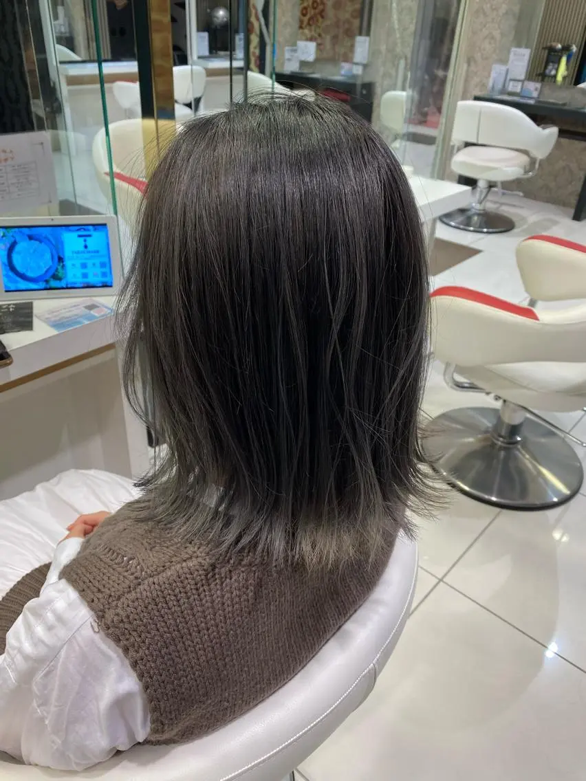 ミディアム 髪質改善・縮毛矯正 大石　郷のヘアスタイル