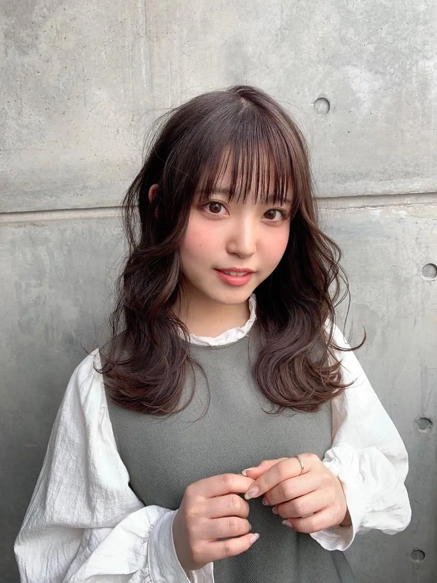 セミロング 髪質改善 トリートメント レイヤーカット 小山 悠のヘアスタイル